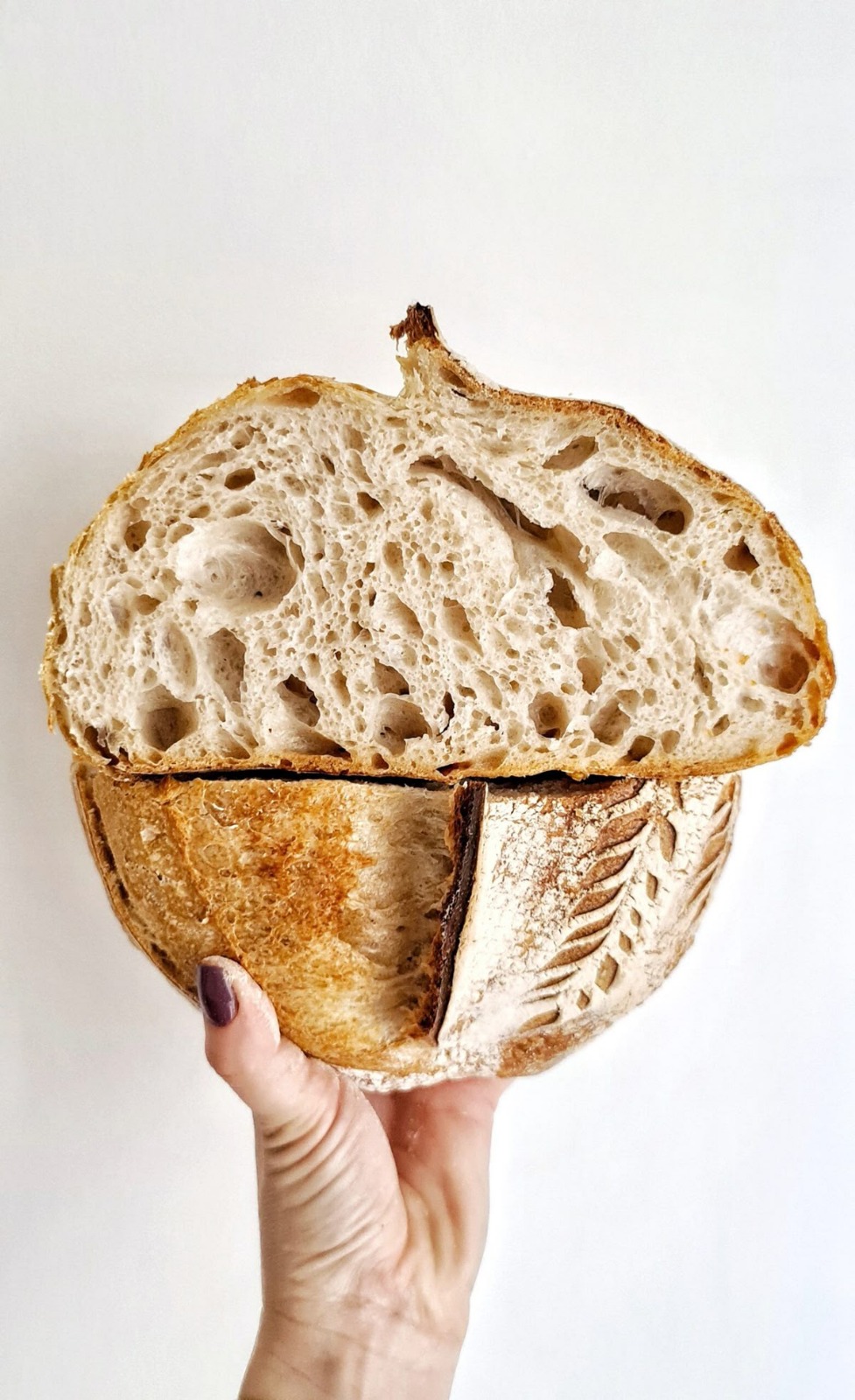 Gama variată de pâine și produse de patiserie La Farine